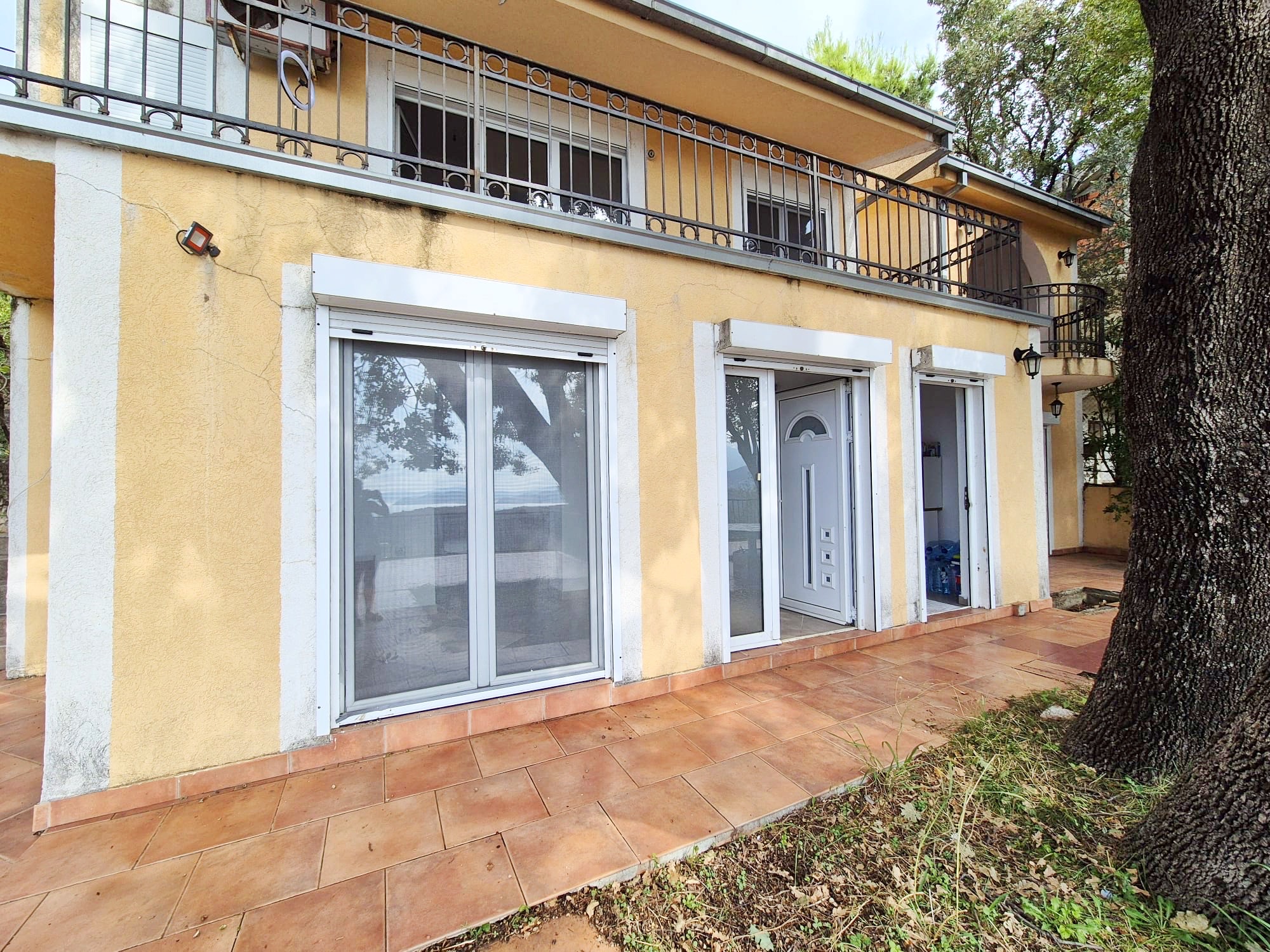Image of House - 4 Bedrooms - 4 Bathrooms for Sale in Bar-Zagradje-Montenegro, Image 2